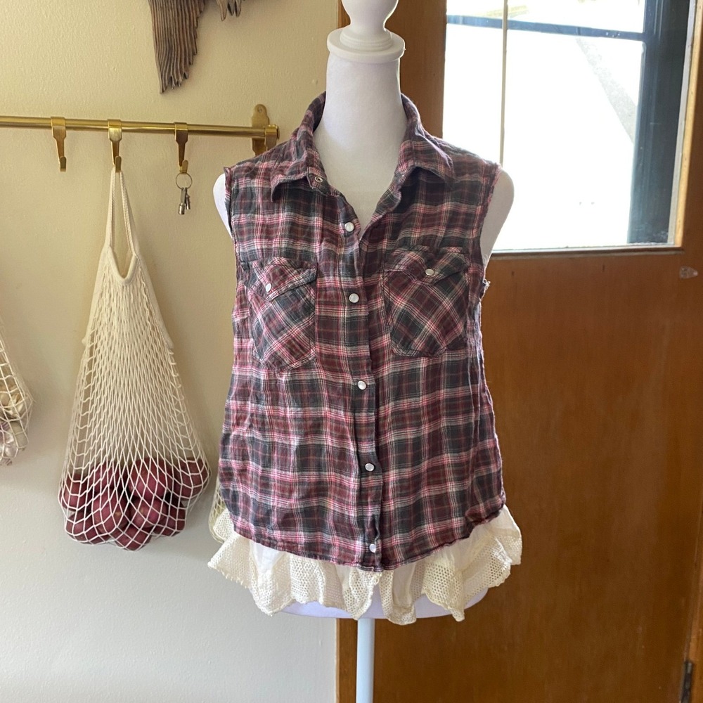 Hippie Laundry Plaid Sleeveless Button Down Top Lace Hem Small Cowgirl Grunge